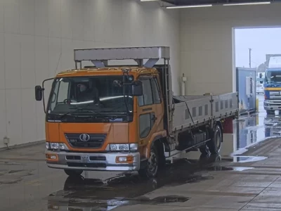 Nissan CONDOR