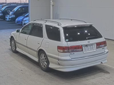 Toyota Mark II Wagon Qualis