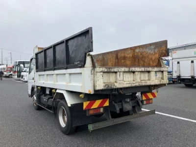 Mitsubishi Fuso Canter