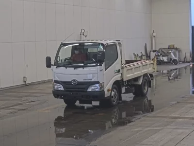 Hino DUTRO  с аукциона в Японии