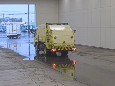 Hino DUTRO  с аукциона в Японии