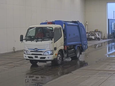 Hino DUTRO  с аукциона в Японии