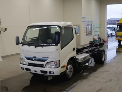 Hino DUTRO  с аукциона в Японии