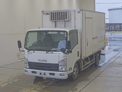 Isuzu ELF