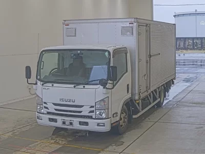 Isuzu ELF