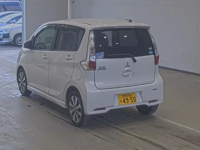 Mitsubishi EK CUSTOM