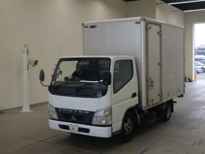 Mitsubishi Fuso Canter