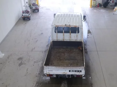 Mazda TITAN  с аукциона в Японии