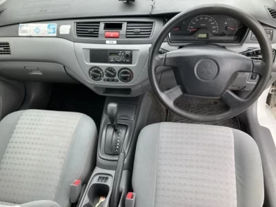 Mitsubishi LANCER VAN  с аукциона в Японии