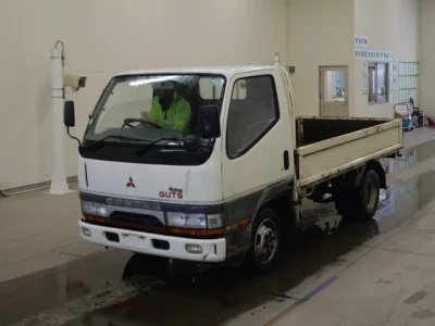 Mitsubishi Fuso Canter