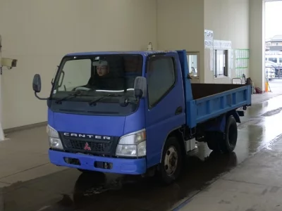 Mitsubishi Fuso Canter