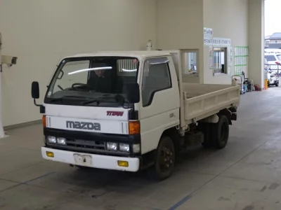 Mazda TITAN