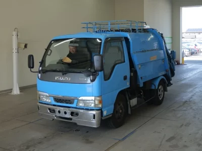 Isuzu ELF