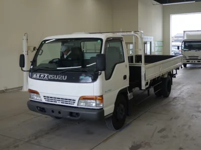 Isuzu ELF