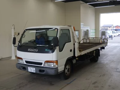 Isuzu ELF