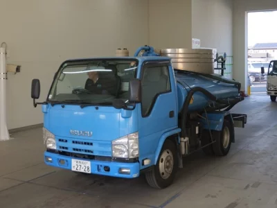 Isuzu ELF