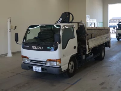 Isuzu ELF