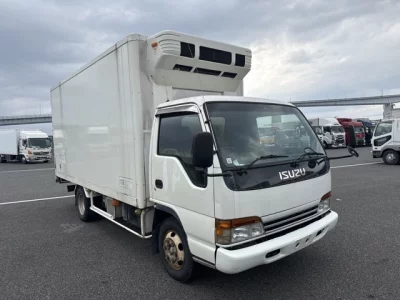 Isuzu ELF