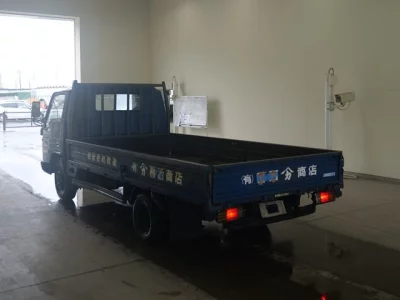 Mazda Titan