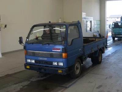 Mazda Titan