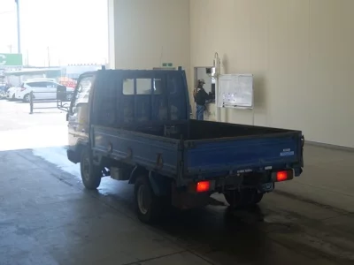 Mazda Titan
