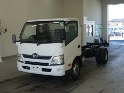 Hino DUTRO  с аукциона в Японии
