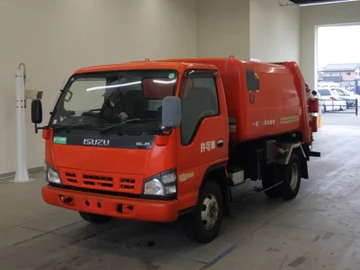 Isuzu ELF