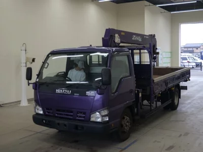 Isuzu ELF