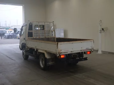 Hino DUTRO  с аукциона в Японии