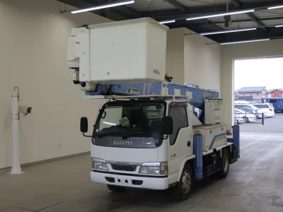 Isuzu ELF