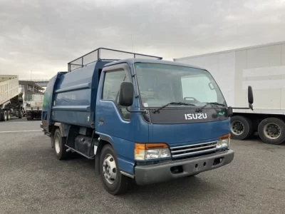 Isuzu ELF