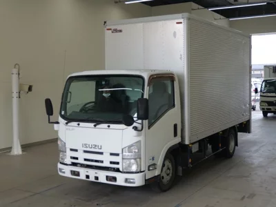 Isuzu ELF