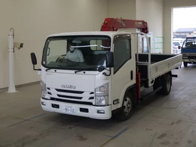 Isuzu ELF