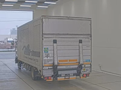 Isuzu FORWARD