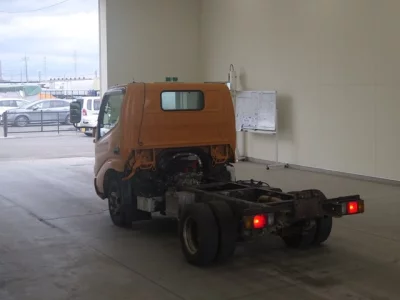 Hino DUTRO