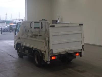 Hino DUTRO