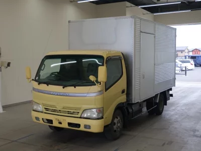 Hino DUTRO