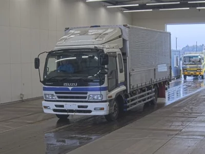 Isuzu FORWARD