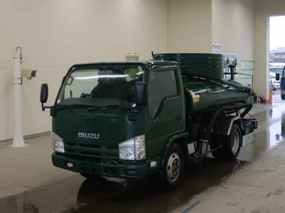 Isuzu ELF