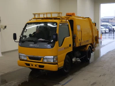 Isuzu ELF