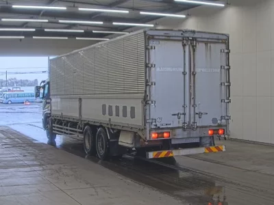 Mitsubishi FUSO SUPER GREAT