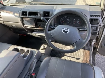 Mazda Bongo Van