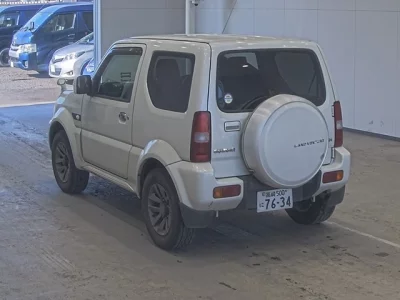 Suzuki Jimny Sierra