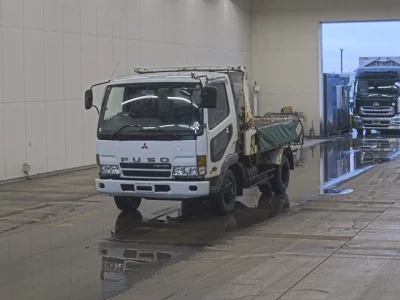Mitsubishi FUSO FIGHTER