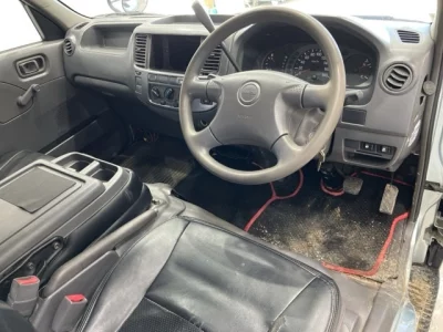 Isuzu Como