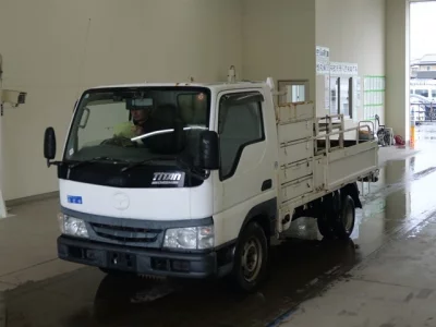 Mazda TITAN