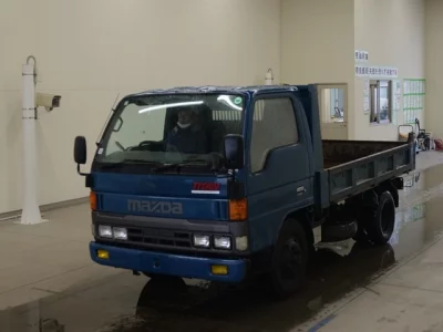 Mazda TITAN