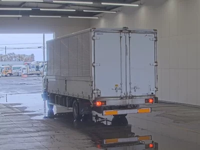 Mitsubishi FUSO FIGHTER