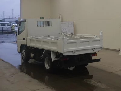 Mitsubishi Fuso Canter
