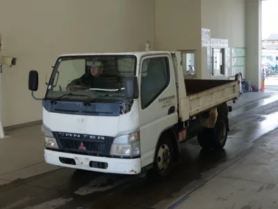 Mitsubishi Fuso Canter
